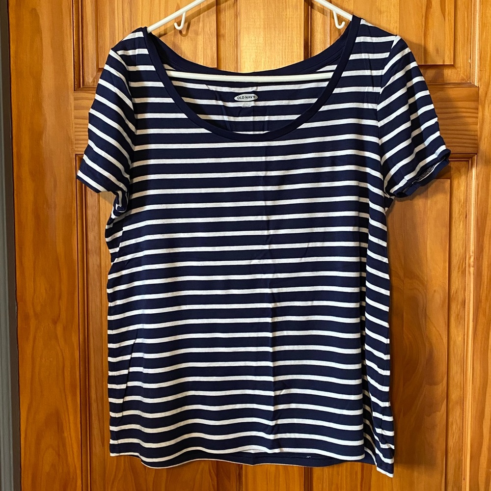 Old Navy Navy/White Striped Tshirt